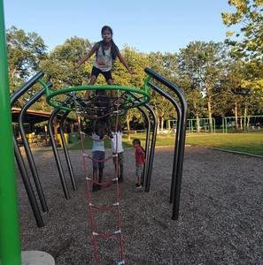 Meet your Posher, Ibeth